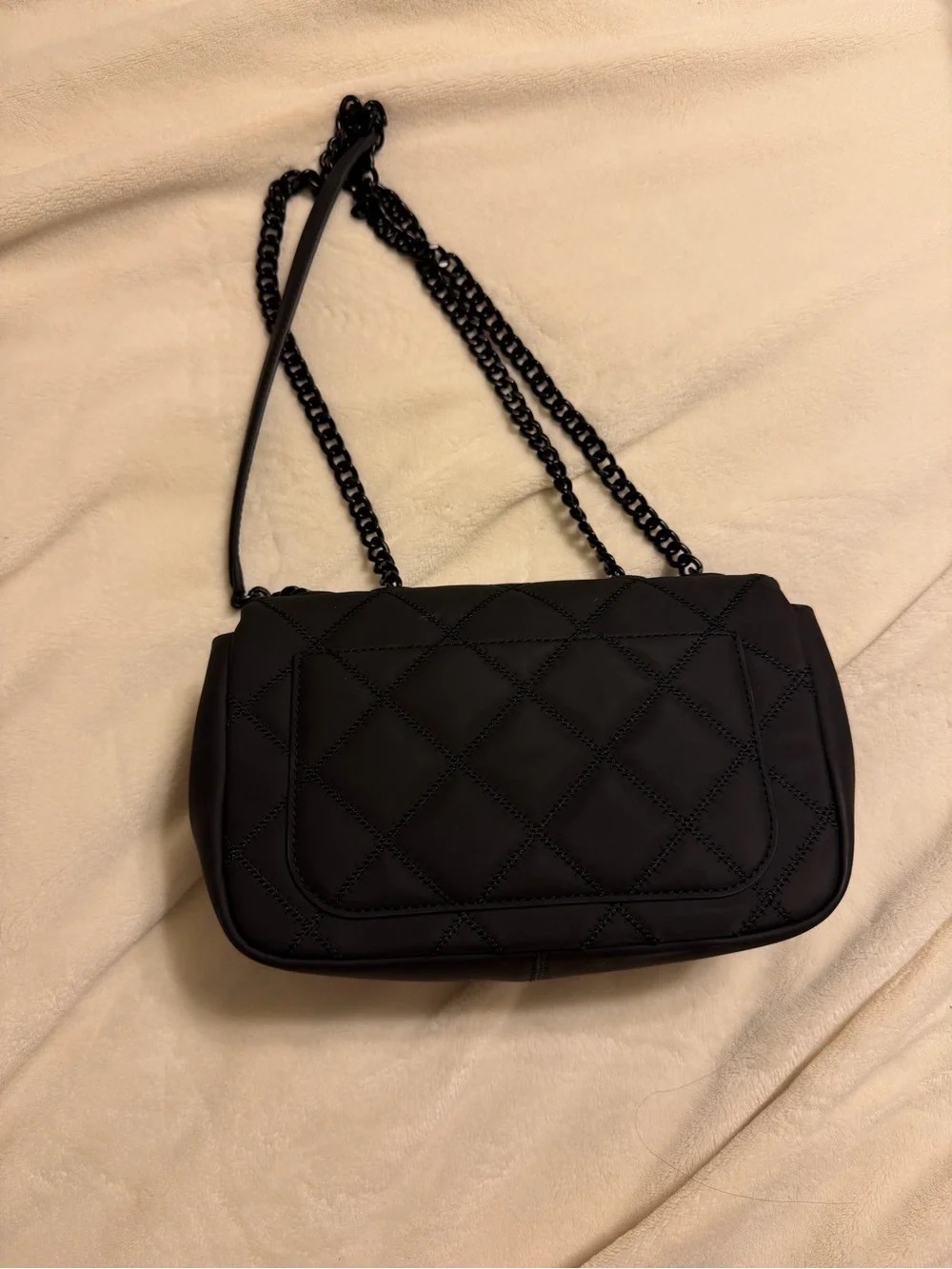 Tory Burch Fleming Quilted Chain Shoulder Bag in Black - Picture 2 of 5